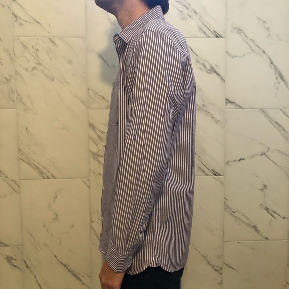 [L] Fairlane Slim Button Down - Picture 3 of 6